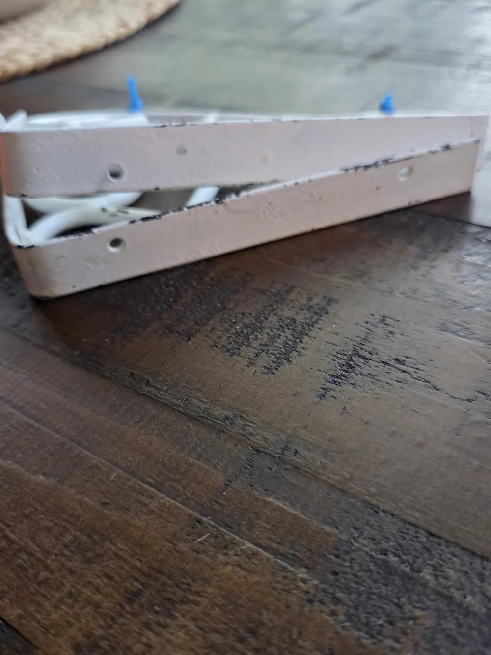Vintage-Style White Metal Scroll Shelf Bracket.